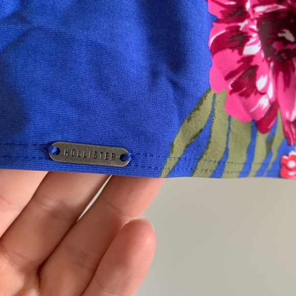 Hollister Floral High Neck Bathing Suit Top - Picture 4 of 5